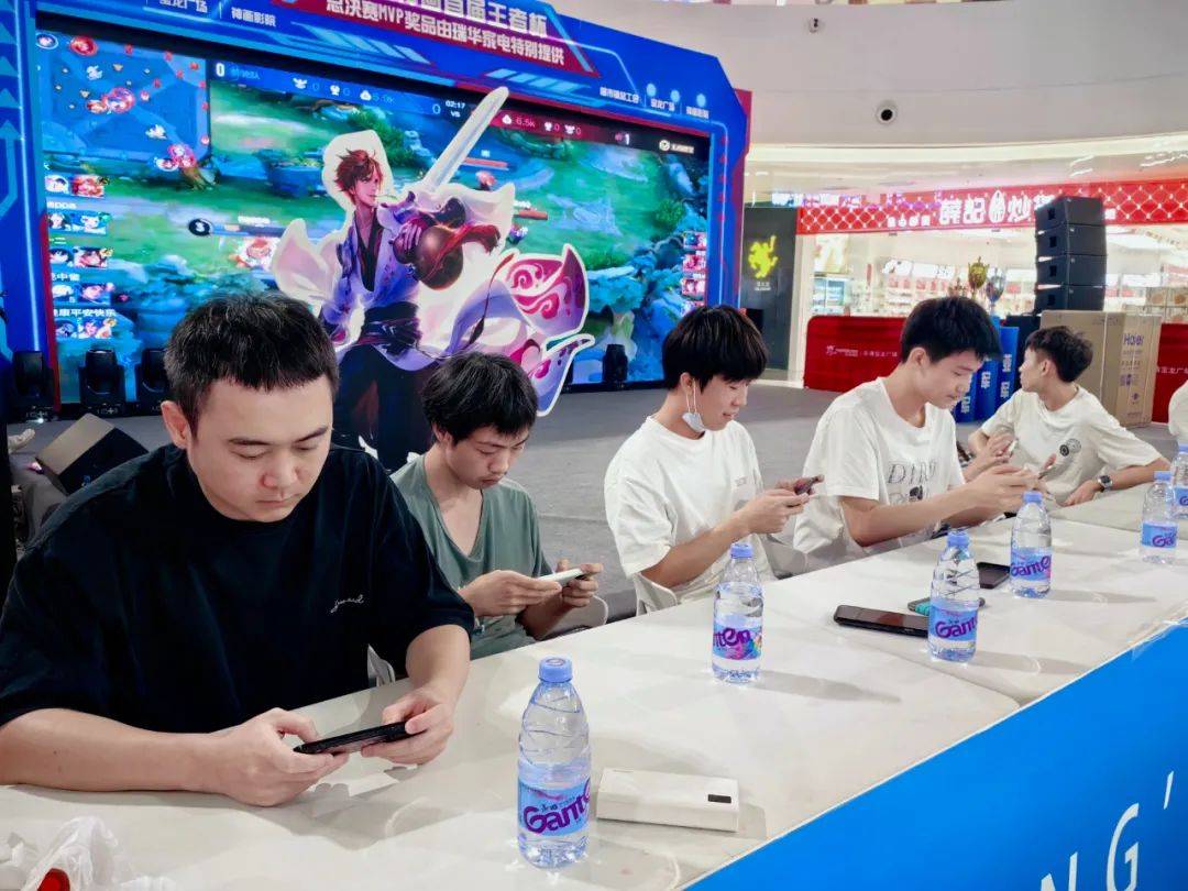 技术底层：解析“深度学习”在预测赌客流失率与促活营销中的算法模型。（深度学习的技术底层解析：用于赌客流失预测与促活营销的算法模型）